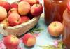 Як варити яблучне варення часточками