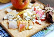 Кулінарні рецепти та фоторецепти Приготування ожинового варення з грушами чи яблуками